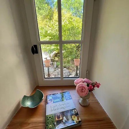 Le Logis De Lasteyrie Bed & Breakfast *