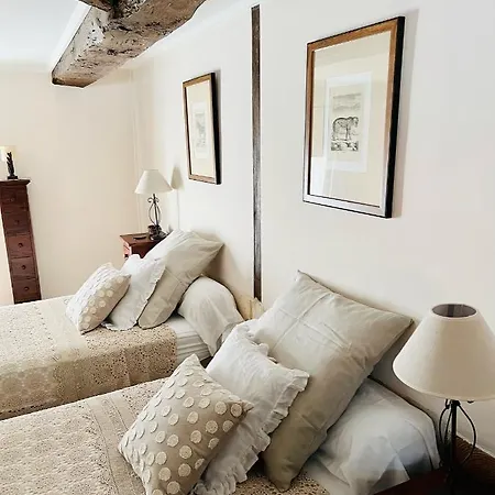 Le Logis De Lasteyrie * La Rochebeaucourt-et-Argentine