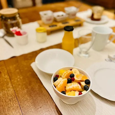 Le Logis De Lasteyrie Bed & Breakfast
