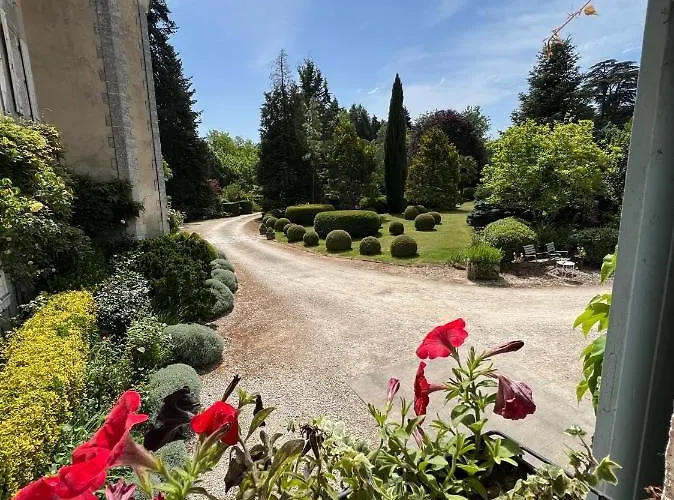 Bed & Breakfast Le Logis De Lasteyrie 3*