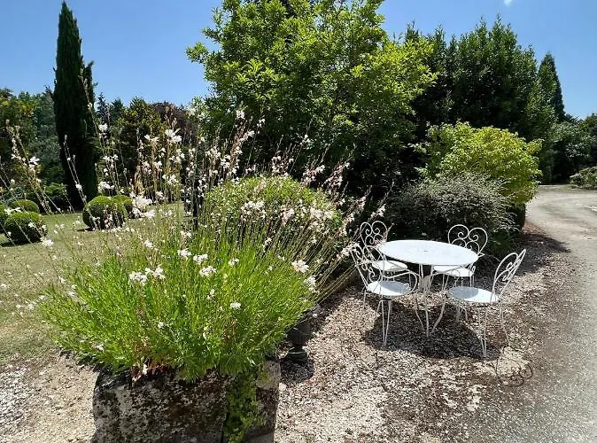 Le Logis De Lasteyrie 3* La Rochebeaucourt-et-Argentine