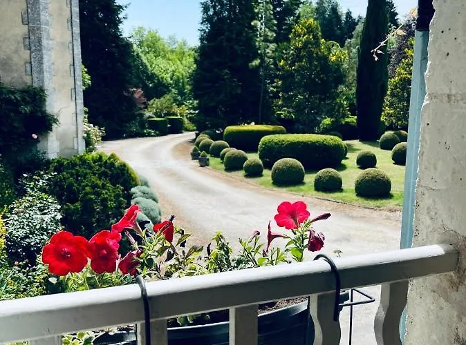 Bed & Breakfast Le Logis De Lasteyrie 3*